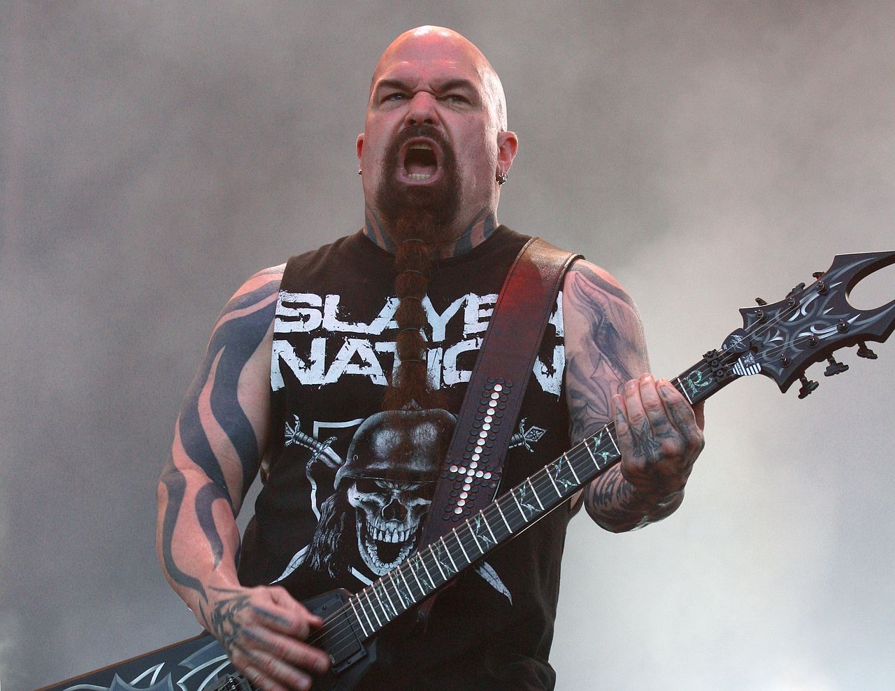 Kitarist Kerry King je eden izmed dveh stalnih članov skupine Slayer.