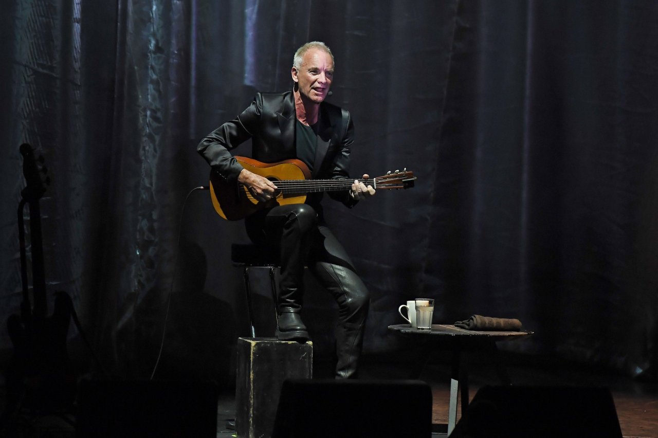 Gordon Sumner je zgradil veličastno solo kariero, šteje jih 74.