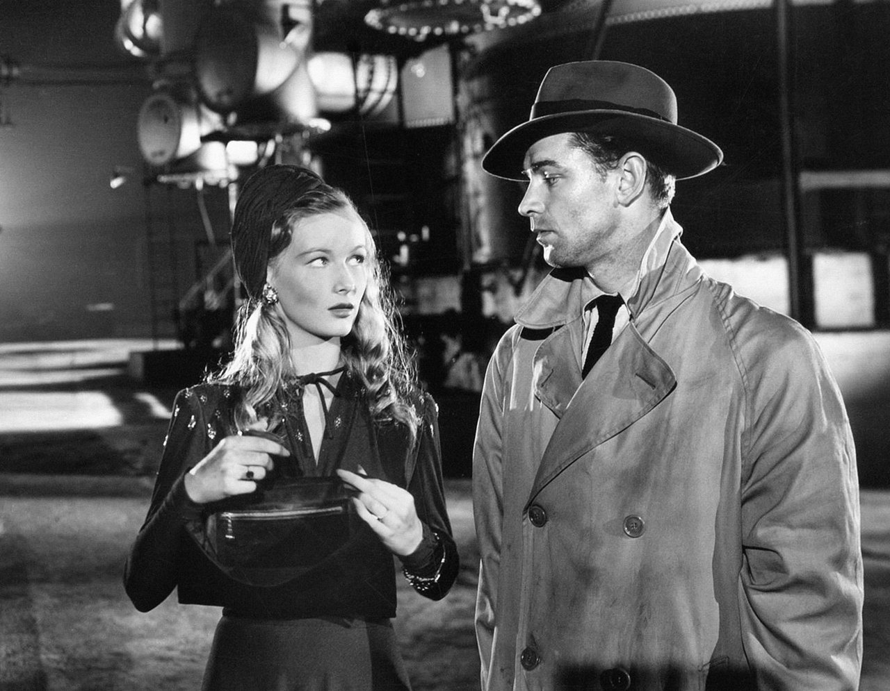 Veronica Lake in Alan Ladd v kultnem noiru Ta pištola za najem (1942).